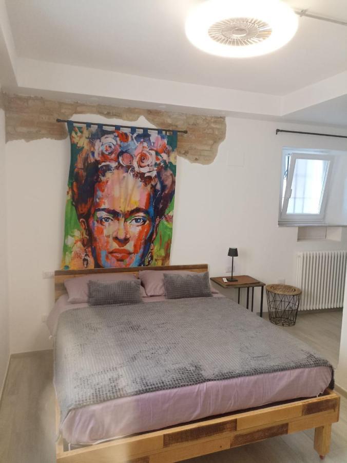 Casa Del Fiordaliso Hotel San Benedetto del Tronto Eksteriør billede